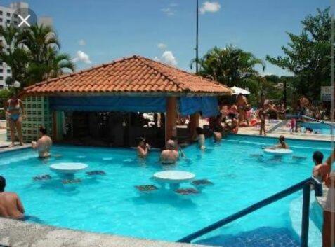Ecologic Park ap 2 quartos para 7 pessoas 1park aquático 10 piscinas termais Caldas Novas Esterno foto